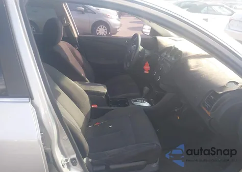 2011 Nissan Altima 2.5 S z USA, uszkodzony, nr VIN 1N4AL2AP8BN488936